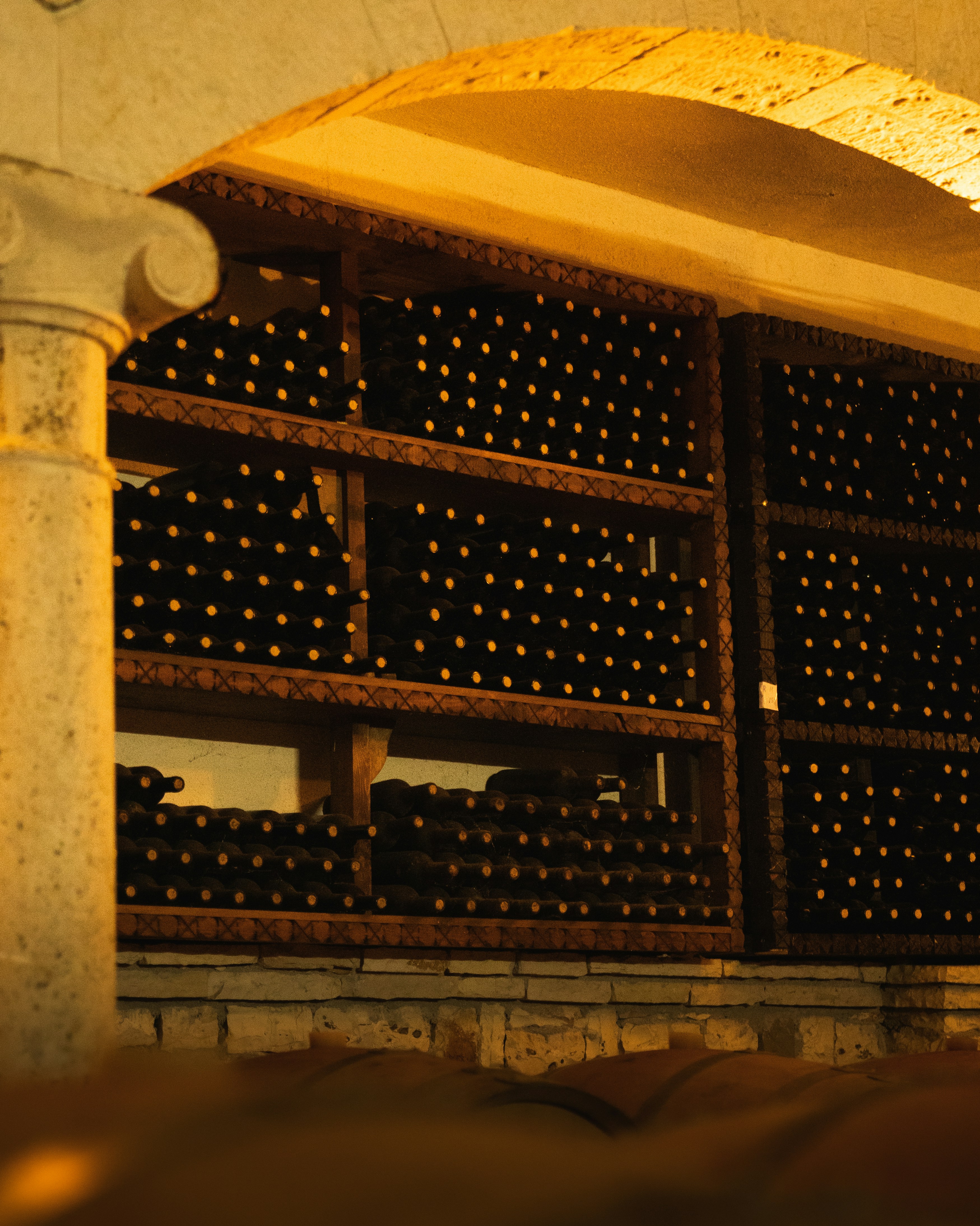 Cave à vin et grands crus — rachat de vins fins et vieux millésimes partout en France
