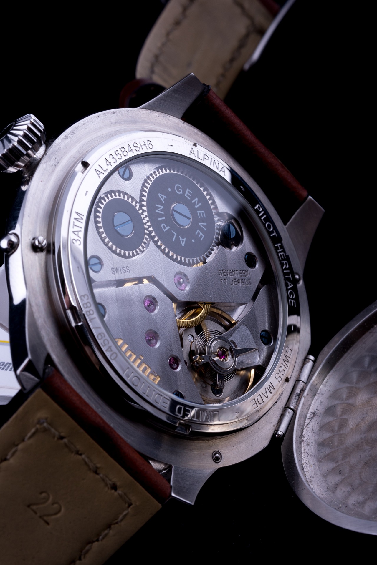 Montre ancienne — achat horlogerie, pendules et cartels partout en France